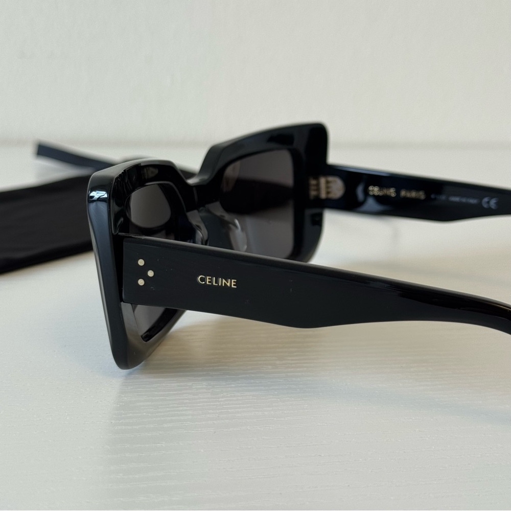New! Celine Black Sunglasses CL40156U 01A, Authentic - Picture 4 of 8